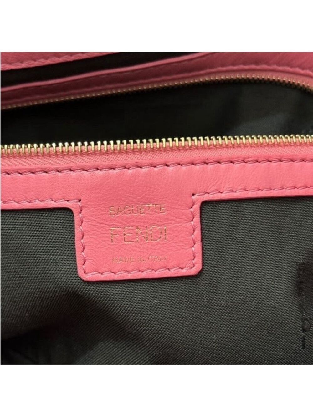 SOLD Fendi Baguette Medium (1900) - Picture 10 of 15